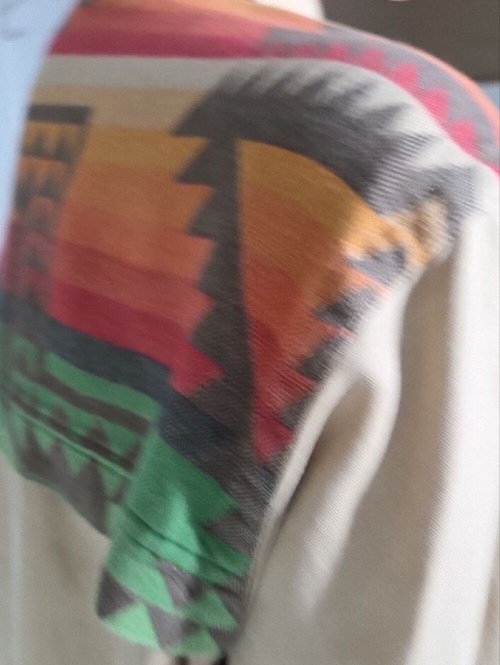 Polo by Ralph Lauren Rare VINTAGE Tan with Multicolor Aztec Yoke - Picture 6 of 7